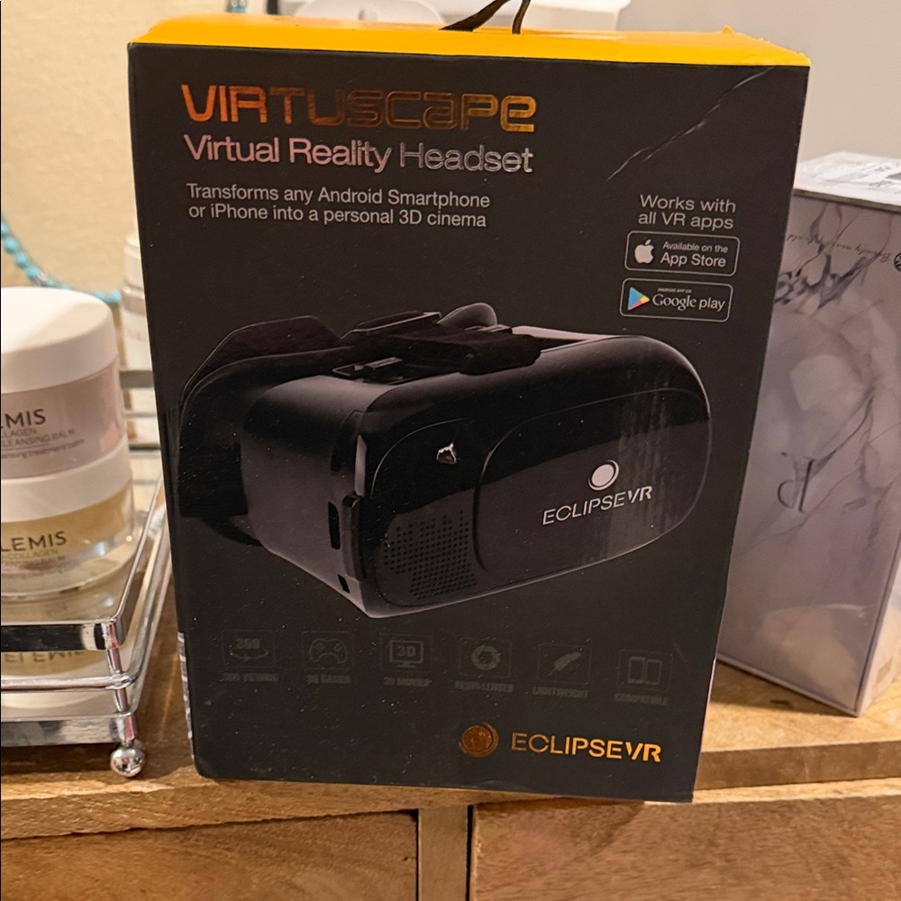 Virtuscape ~ New Virtual Reality Headset